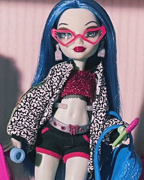 Ghoulia Restyle, G3 Ghoulia, Monster High Ghoulia, Ghoulia Yelps, Doll Stuff, Doll Collection, Monster High Dolls, Ever After High, Pretty Dolls