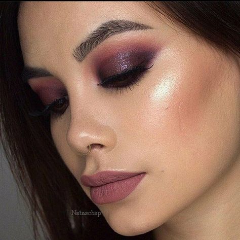 Plum Makeup, Mauve Eyeshadow, Eyeshadow Techniques, Plum Eyeshadow, Golden Eyeshadow, New Years Look, Melt Cosmetics, Black Eyeshadow, Best Eyeshadow