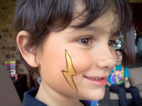 Lightening Face Paint, Paint Lightning, Easy Face Painting Designs, Glitter Bar, College Closet, Face Painting Easy, Kids Face Paint, Deep Art, Face Painting Designs