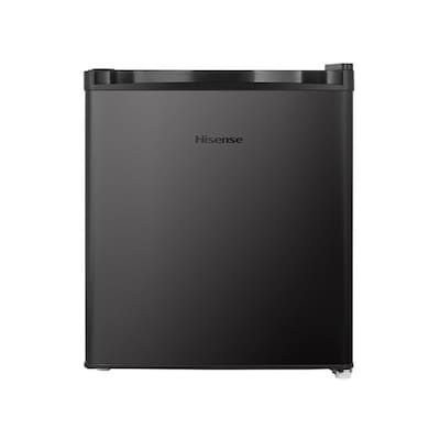 Hisense 1.7-cu ft Freestanding Mini Fridge (Black) in the Mini Fridges department at Lowes.com Black Mini Fridge, Freezerless Refrigerator, Fridge Design, Door Texture, Can Dispenser, Black Energy, College Dorms, Door Black, Mini Fridges