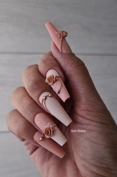 Diy Rhinestone Nails, Smart Nails, 3d Nail Designs, Flower Nail Designs, Bridal Nails, Luxury Nails, Coffin Nails Designs, Stamping Plates, Classy Nails