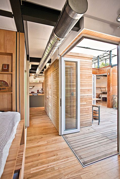 Silo House by Cornell University 3 Grain Bin House, Silo House, Tiny House Company, Contemporary Cabin, Tiny Living Space, Shed Sizes, Modern Shed, Micro House, Cornell University