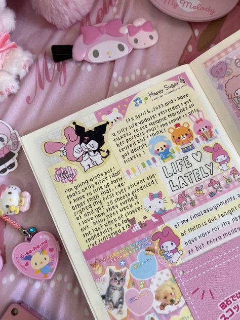 Scrapbook Ideas Kawaii, Journaling Kawaii, Kawaii Journaling, Cute School Stationary, Charmmy Kitty, Bulletin Journal Ideas, Pretty Journals, Scrapbook Book, Bullet Journal Diy