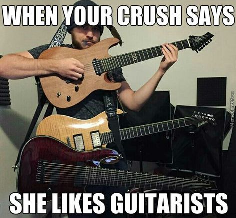 Guitar Puns Funny, I Love Guitarists Pfp, Guitar Memes Humor, Guitarist Humor, Guitar Humor, Guitarist Quotes, You Tried Star, Musician Life, Practice Guitar