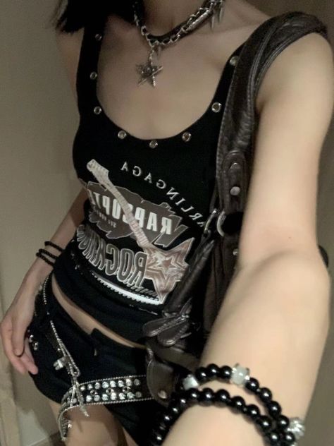 QWEEK American Retro Punk Harajuku Cropped Tank Top 2024 Summer Vintage Streetwear Sexy Design Black Gothic Crop Tops, T Shirts Y2k, Summer Bodycon Dress, Middle Age Fashion, E Girl, Streetwear Summer, Black Camisole, Vintage Punk, Denim Mini Dress