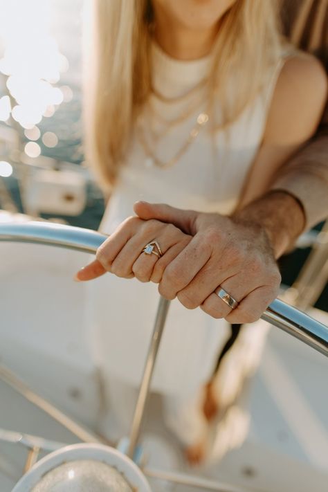 Sailboat Engagement Session, Sailboat Wedding Photos, Sail Boat Engagement Session, Engagement Photos Boat, Sailboat Engagement Pictures, Boat Couple Photoshoot, Sailboat Photoshoot, Sailboat Proposal, Boat Engagement Photos