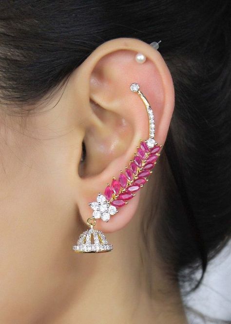 Indian Bollywood Gold Plated Indian Fashion Ear Cuff Earring ... Ear Cuffs Gold Indian, Ear Cuffs Gold, Earring Cuffs, Elf Ear, Pinterest Jewelry, Jewelry Ear, Cuff Earring, Earring Wedding, Ear Clips