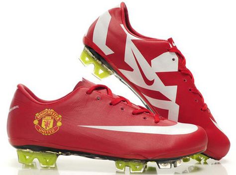 manchester united Manchester United Soccer, Football Icon, Soccer Boots, Manchester United Football, Cute Love Quotes For Him, Nike Mercurial, Cute Love Quotes, Man United, Soccer Shoes