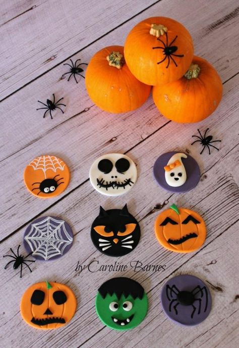 Halloween Fondant Cake, Halloween Baking Recipes, Halloween Fondant, Biscuits Halloween, Halloween Pasta, Halloween Torte, Cupcakes Halloween, Postres Halloween, Recetas Halloween