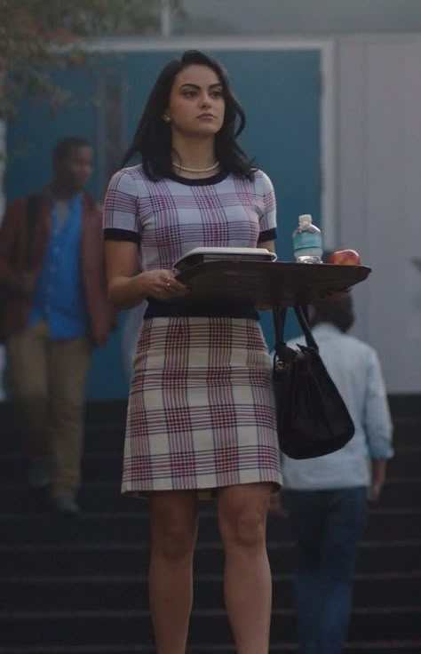 Veronica Lodge Outfits Riverdale, Riverdale Veronica Outfits, Camilla Mendes Outfits, Old Money School Outfits, Arya Stark Aesthetic, Veronica Lodge Style, Camila Mendes Style, Deep Autumn Style, Veronica Lodge Aesthetic