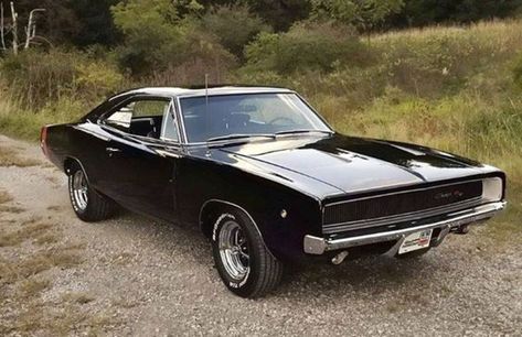 Dodge Charger 1968, Black Dodge Charger, American Muscle Cars Dodge, 1968 Dodge Charger, Dodge Charger Rt, Vintage Jeep, Dodge Chargers, Old Muscle Cars, Charger Rt