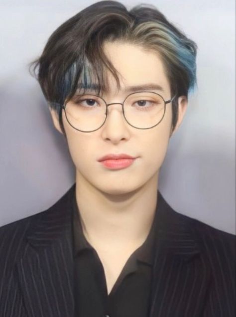 Seonghwa Glasses, Mingi Seonghwa, Mingi Ateez, Song Mingi, Song Min-gi, Long Hair Styles Men, Mug Shots, Boyfriend Pictures