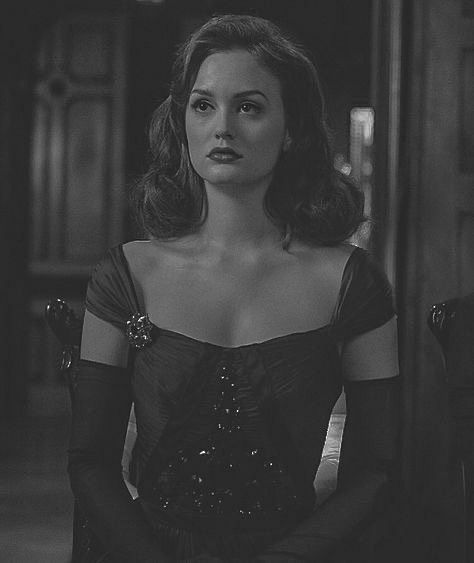 BLAIR WALDORF | Gossip girl fashion, Gossip girl aesthetic, Gossip girl Blair Waldorf Aesthetic, Blair Waldorf Outfits, Blair Waldorf Gossip Girl, Stile Blair Waldorf, Gossip Girl Aesthetic, Gossip Girl Outfits, A Night At The Opera, Gossip Girl Fashion, Leighton Meester