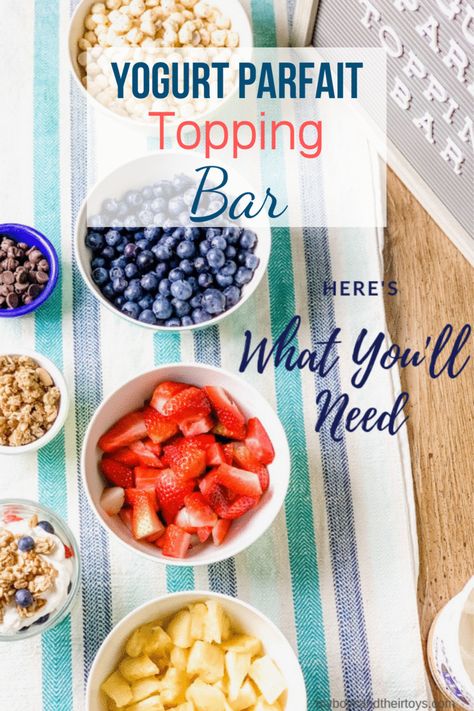 Yogurt Parfait Buffet, Breakfast Parfait Board, Brunch Parfait Bar, Breakfast Ideas Yogurt Fruit, Parfait Brunch Ideas, Yogurt Parfaits For A Crowd, Fruit Parfait Cups For Party, Kids Yogurt Parfait, Parfait Breakfast Bar