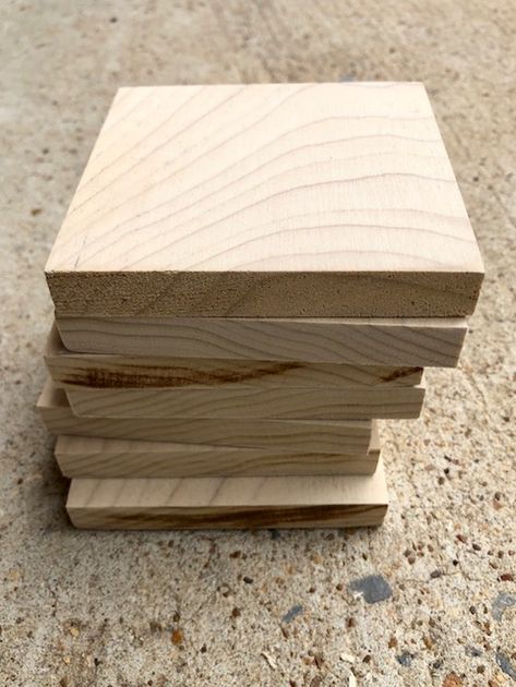 Scrap Wood Coasters, 4x4 Wood Coasters Diy, Diy Wood Coasters How To Make, Wooden Coaster Ideas Diy Projects, How To Make Wooden Coasters, Diy Wood Coaster Ideas, Wooden Coasters Diy Ideas, Costers Diy Wooden, Diy Coasters Wooden