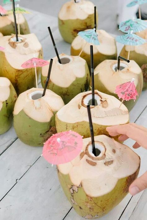 Coconut Drink Aesthetic, Welcome Drinks, Tender Coconut, Reflux Remedies, Coconut Water Benefits, Coconut Drink, Aesthetic Pin, Drink Aesthetic, Cocktails To Try