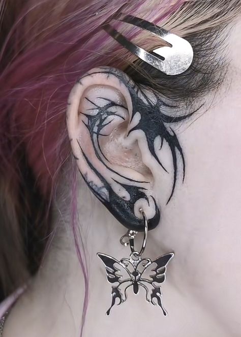 Aquarius Tattoos, Tattoo Line, Blackout Tattoo, Scary Tattoos, Geniale Tattoos, Gothic Tattoo, Weird Tattoos, Face Tattoos, Head Tattoos