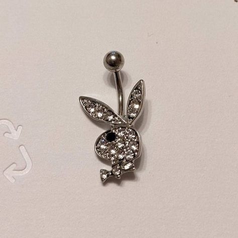 Play Boy Belly Button Rings, Belly Button Piercing Playbunny, Playboy Belly Ring, Belly Piercing Ring Aesthetic, Belly Ring Aesthetic, Belly Button Piercing Aesthetic, Playboy Jewelry, Belly Button Tattoo, Cute Belly Rings