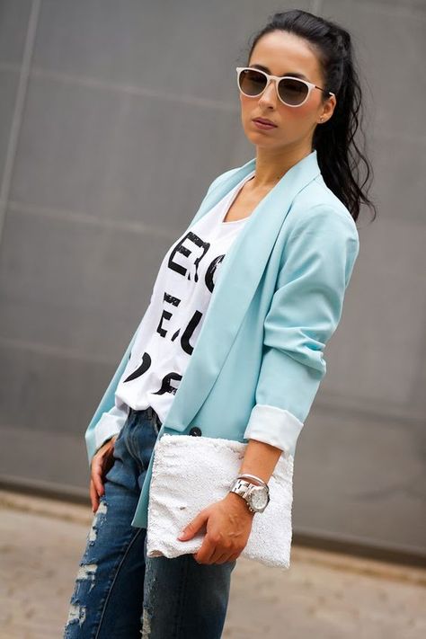 Blazer Verde Mint  #Blazer #VerdeMint #OutfitIdea #LooksGood #Outfits Light Blue Blazer Outfits For Women, Mint Blazer Outfit, Light Blue Blazer Outfit, Blue Blazer Outfits For Women, Mint Blazer, Blue Blazer Outfit, Light Blue Blazer, Casual Oufits, Stylish Outfits For Women Over 50