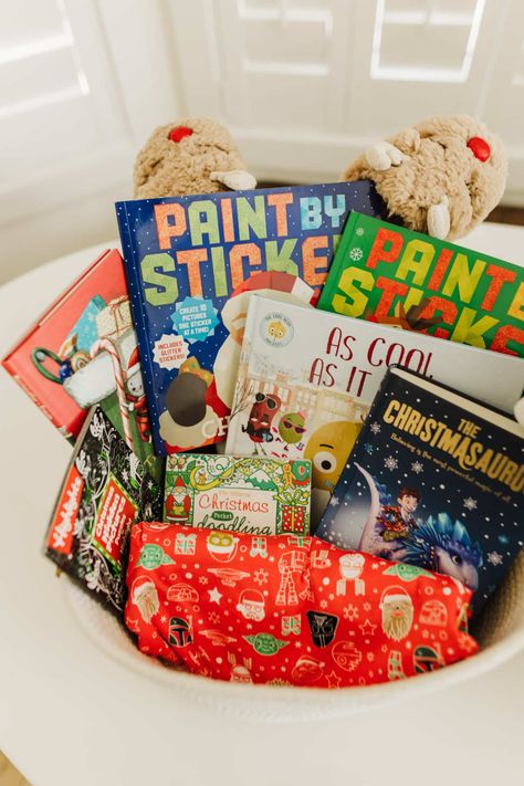 Christmas Gift Box Ideas For Kids, Christmas Eve Box Ideas, Best Christmas Books, Christmas Tree Scent, Christmas Books For Kids, Christmas Eve Traditions, Christmas Eve Box Fillers, Christmas Date, Christmas Service