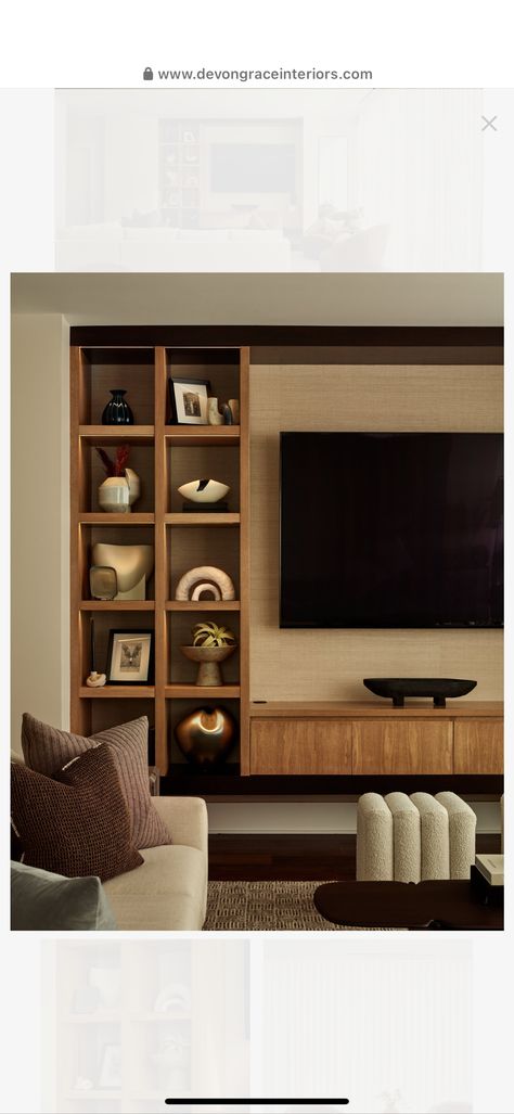 Traditional Tv Unit Design, Modern Built Ins, Media Center Ideas Living Rooms, Built In Tv Wall, Built In Tv Wall Unit, Built In Tv, Media Walls, Tv Built In, Den Ideas