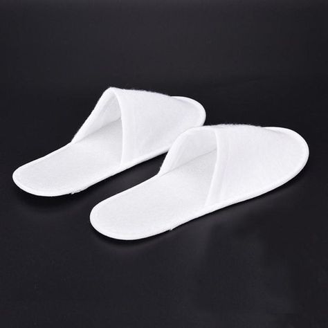 10 pairs of White Hotel Guest Spa Disposable Slippers Hotel Slippers, Travel Shoes, Slipper Shoes, Shoes White, Polar Fleece, Hotel Spa, Quality Fashion, Beauty Salon, Heeled Mules