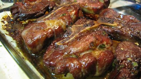 Hawaiian Korean Kal Bi Marinade Recipe - Food.com Kalbi Marinade, Hawaii Foods, Hawaiian Cuisine, Koreansk Mad, Hawaiian Recipes, Hawaiian Dishes, Polynesian Food, Hawaii Food, Marinade Recipes