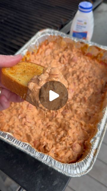 Richard Hagen | Food and Recipes on Instagram: "Smoked Pizza Dip. #smokedpizzadip #recipe" Smoked Pizza Dip, Richard Eats, Smoked Pizza, Low Calorie Pizza, Pizza Dip Recipes, Pepperoni Pizza Dip, Pellet Smoker Recipes, Pizza Dip, Cooking Pizza