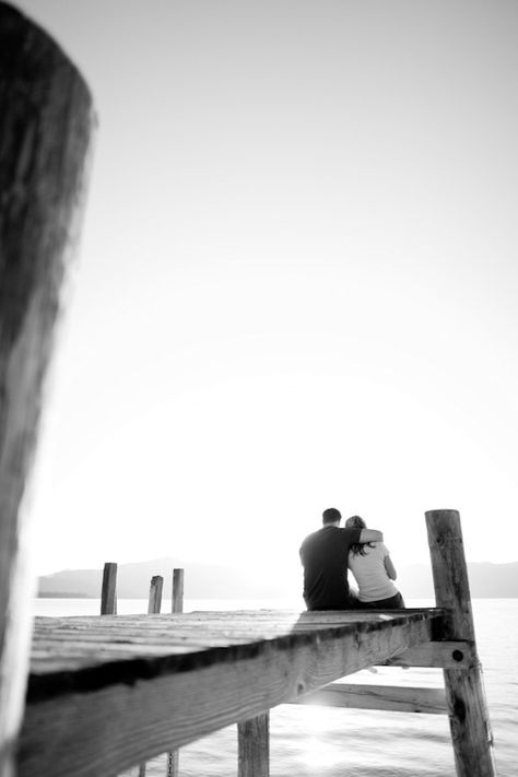 Gorgeous moment of couple captured in black and white, photo by Scott Andrew Studio Family Black And White, Family Black, Couple Romance, Black And White Love, Couple Photography Poses, Black White Photos, Junebug Weddings, White Photo, Black And White Photographs