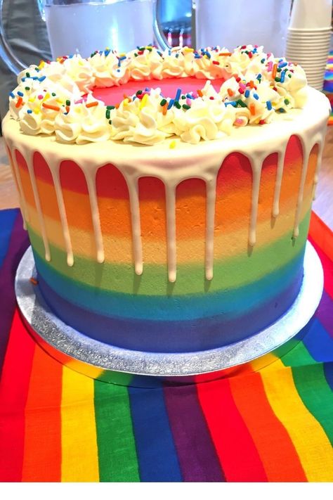 Pride Birthday Cakes, Pride Cakes Ideas, Pride Birthday Party Ideas, Bolo Gay, Pride Cake Ideas, Pride Cakes, Prom Food, Pride Cake, Pride Crafts