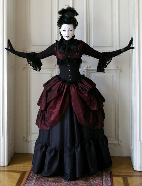 www.shadechamber.com  #gothic Gothic Gowns, Gothic Mode, Costume Venitien, Victorian Goth, Elegant Gothic, Victorian Steampunk, Goth Dress, Gothic Beauty, Gothic Dress