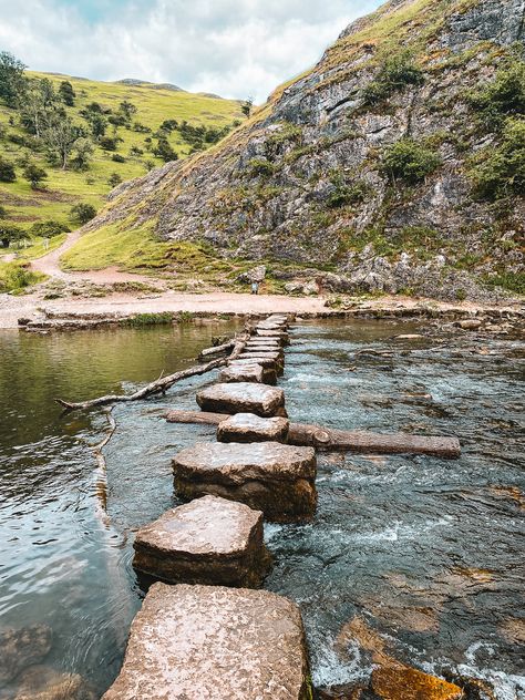 Peak District Photography, The Peak District, Peak District Walks, Peak District Aesthetic, Flower Aesthetic Green, Uk Hikes, Derbyshire Dales, Hiking Uk, Wedding Dress Garden