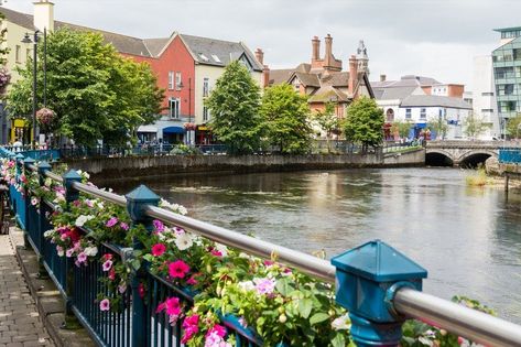 Exploring Ireland's West Coast By Car: 10 Must-Stop Places - TravelAwaits Ireland In March, Ireland Packing List, Grace O'malley, Ireland Hotels, County Sligo, Stay In A Castle, Irish Countryside, Love Ireland, Visit Ireland