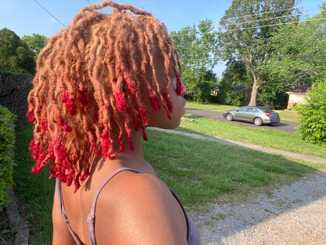 Locs With Pink Tips, Red And Blonde Hair Color Locs, Dyed Dreadlocks Women, Locs Colors Ideas, Locs With Dyed Tips, Multi Color Locs, Blonde And Ginger Locs, Colors To Dye Your Locs, Red And Blonde Dreads