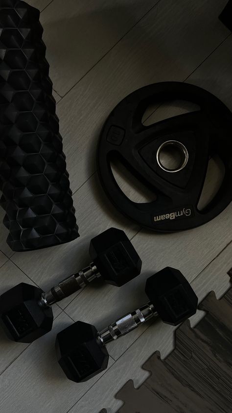 Home Gym Photography, Weights Aesthetic Wallpaper, Dumbbell Picture Aesthetic, Gym And Health Aesthetic, Workout Aesthetic Weights, Aesthetic Dumbbells, Blue Fitness Aesthetic, Aesthetic Fitness Instagram Feed, Dumbell Aesthetic