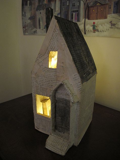 papier mache house | Flickr - Photo Sharing! Clay House Sculpture, Paper Sculpture Ideas, Paper Mache House, Paper Mache Recipe, Paper Mache Projects, Paper Mache Clay, Folding Origami, Paper Mache Art, Paper Mache Sculpture