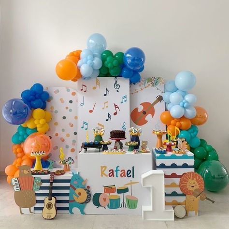 Birthday Music Theme Decoration, Music Theme Birthday Decorations, Music Birthday Party Theme, Music Themed Birthday Party, 2nd Birthday Cake Boy, Musical Birthday Party, Music Party Decorations, Music Birthday Party, Music Theme Birthday