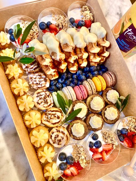 Dessert Grazing Box Ideas, Breakfast Grazing Box Ideas, Boxed Breakfast Catering, Afternoon Tea Graze Box Ideas, Grazing Platter Box Ideas, Pastry Platter, Sandwich Platters, Sandwich Buffet, Beautiful Food Presentation