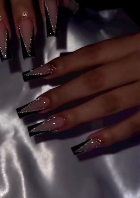 Black And Silver Bling Nails, Latina Nails Black, Dark Prom Nails, Black Wedding Nails For Bride, Black Prom Nails Acrylic, Black Nude Nails, Black Wedding Nails, Black Prom Nails, Black And Nude Nails