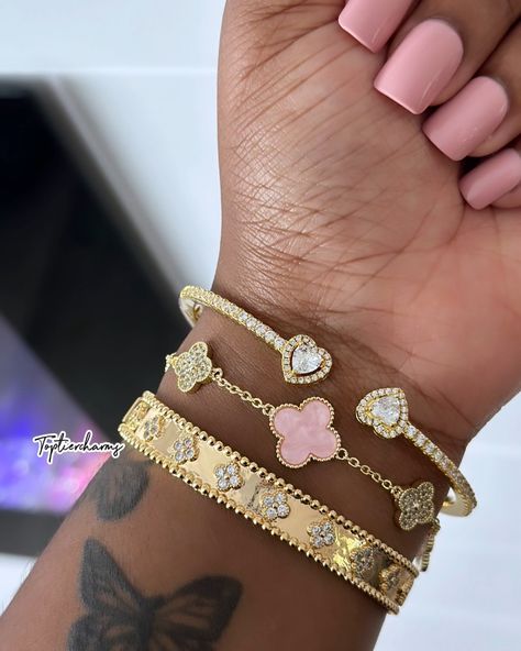 I love a pretty bracelet stack 😍 this gold and pink is everything! View our SOS ♡ Set on toptiercharms.com 🔗 @toptiercharms Bracelets On Black Women, Gold Jewelry Stack Bracelet, Gold Jewelry Stack, Dainty Bracelet Stack, Pink And Gold Jewelry, Pretty Stacks, Bracelet Stack Ideas, Expensive Aesthetic, Bracelet Stack Gold