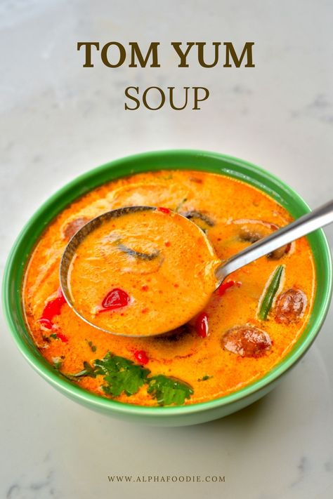 This is a simple yet delicious creamy tom yum soup: a Thai hot and sour soup that is aromatic, rich, spicy, and satisfying! Plus, this recipe is customizable, meat-free, and can be made vegan! Vegan Tom Yum Soup, Vegan Tom Yum, Thai Hot And Sour Soup, Tom Yum Soup Recipe, Soup Thai, Tom Yum Soup, Thai Soup, Vegan Fish, Hot And Sour Soup