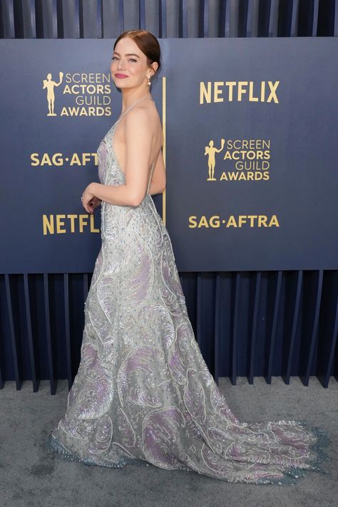 Best red carpet fashion at the 2024 SAG Awards | CNN 2024 Emmys Red Carpet, Oscars 2024 Red Carpet, Versace Crop Top, Oscars 2024, Celebrity Dresses Red Carpet, Dior Gown, Versace Gown, Best Gowns, Fairy Dresses