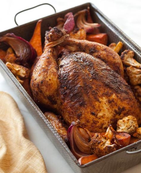 Autumn is finally here. Garlic Roast, Roasted Garlic Chicken, Moroccan Chicken, Moroccan Spices, Fall Vegetables, Roast Chicken Recipes, Free Lifestyle, Yummy Chicken Recipes, Whole Chicken