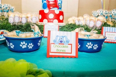 Blues Clues Birthday Party Food, Blues Clues Party Food, Blues Clues Desserts, Blues Clues Birthday Treats, Blues Clues Gift Table, Blues Clues 2nd Birthday Party Games, Blues Clues Third Birthday Party, Blues Clues Birthday Party, 2nd Birthday Blues Clues