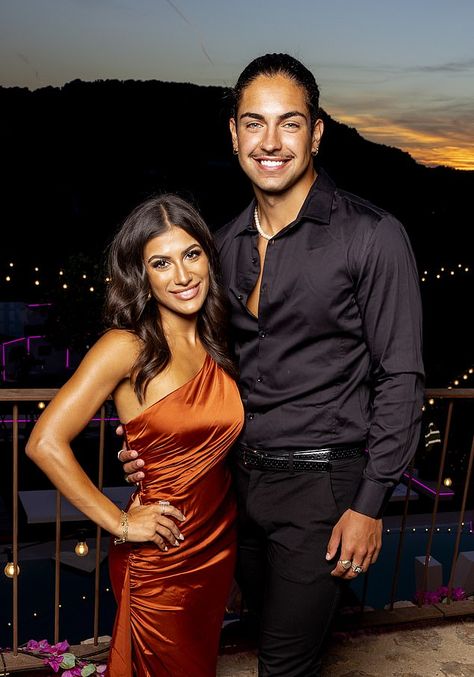 Love Island Australia: Austen and Claudia WIN 2022 series following 'split or steal' $50,000 twist Check more at https://newscnnn.com/love-island-australia-austen-and-claudia-win-2022-series-following-split-or-steal-50000-twist/ Claudia And Austen Love Island, Claudia Love Island, Love Island Australia 2022, Love Island Australia, 21 December, Glamour Decor, Choose Love, December 2022, Cash Prize