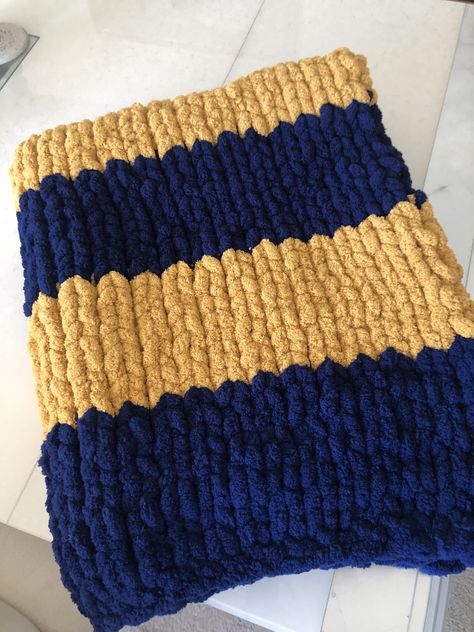 Mustard Yellow Chunky Knit Blanket, Blue Chunky Blanket, Chunky Knit Blanket Blue, Navy Crochet Blanket, Navy Blue Crochet Blanket, Chunky Blanket, Chunky Knit Blanket, Knitted Blankets, Chunky Knit