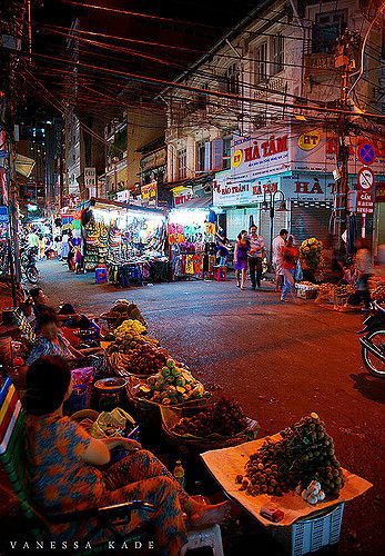 Ho Chi Minh City - Night Market | A night market just outsid… | Flickr Vietnam Ho Chi Minh, Vietnam Voyage, City Night, Urban Sketchers, Rishikesh, Night Market, Udaipur, Beautiful Places In The World, Vietnam Travel