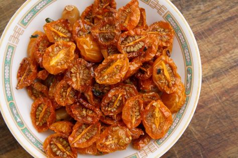 Slow Roasted Yellow Cherry Tomatoes w/ Garlic & Marjoram Slow Roast, Marjoram, Canned Food, Cherry Tomatoes, Chicken Wings, Cherry, Garlic, Vegan Recipes, Chicken