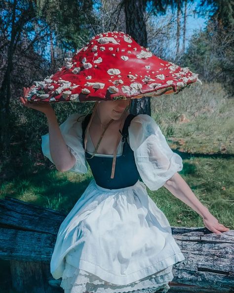 A friendly poke of a reminder that I made this mushroom hat, painted this frog suit and sewed these atrocious boot covers. Also, it's all on my YouT🐸be Check me out @avavav #cosplay #cosplayerofinstagram #whimsical #cottagecorecommunity #cottagecore #diycrafts #diy #summerween #frogs #fitcheck #fitgirls #lgbtq🌈 #androgynous #slay Cottagecore Cosplay, Mushroom Hats, Eve Costume, Mushroom Costume, Ren Faire Outfits, Frog Costume, Mushroom Hat, Boot Covers, Cute Sewing Projects