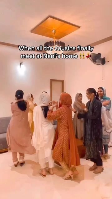 Cousins Funny, Siblings Funny, Simple Dance, Wedding Dance Songs, Wedding Dance Video, Dance Like This, Step Up Dance, Dance Tips, Wedding Dance